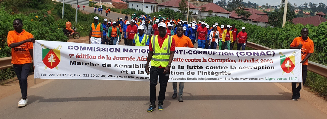 Inhabitants walking across the city of Ngaoundéré to rally public support against corruption