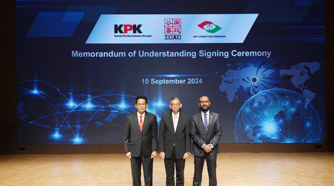 Mr Adam Shamil, Chairman of ACC Maldives and Dr Johanis Tanak, Vice Chairman of KPK, visited Hong Kong to sign Memoranda of Understanding with the ICAC